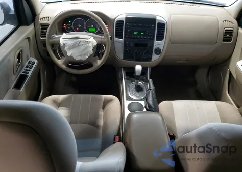 2005 Mercury Mariner z USA, uszkodzony, nr VIN 4M2CU56Z45DJ21421